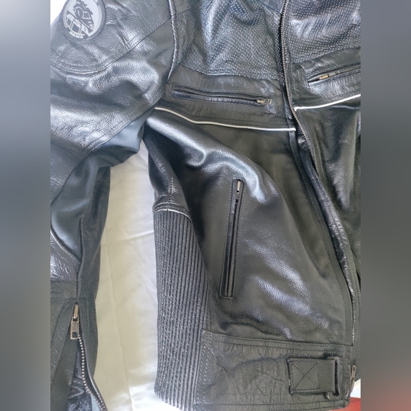Heritage Leather Motorcycle Jacket - Picture 5 of 10